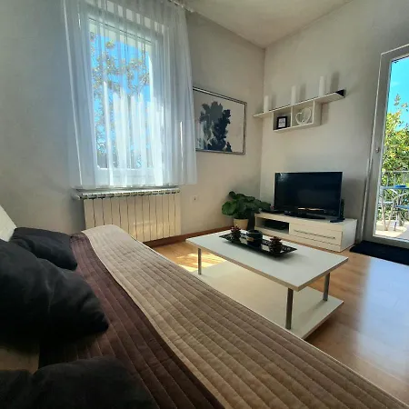 Anais Apartment *
